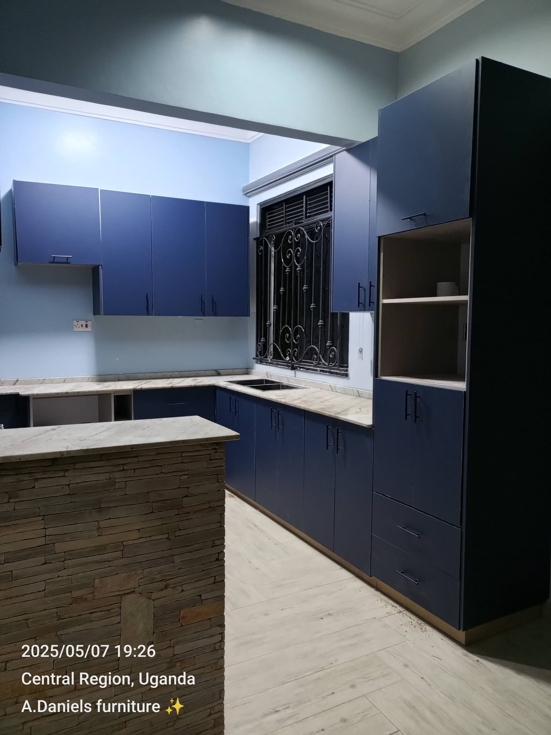 Custom Kitchen Design - Premium kitchen cabinets