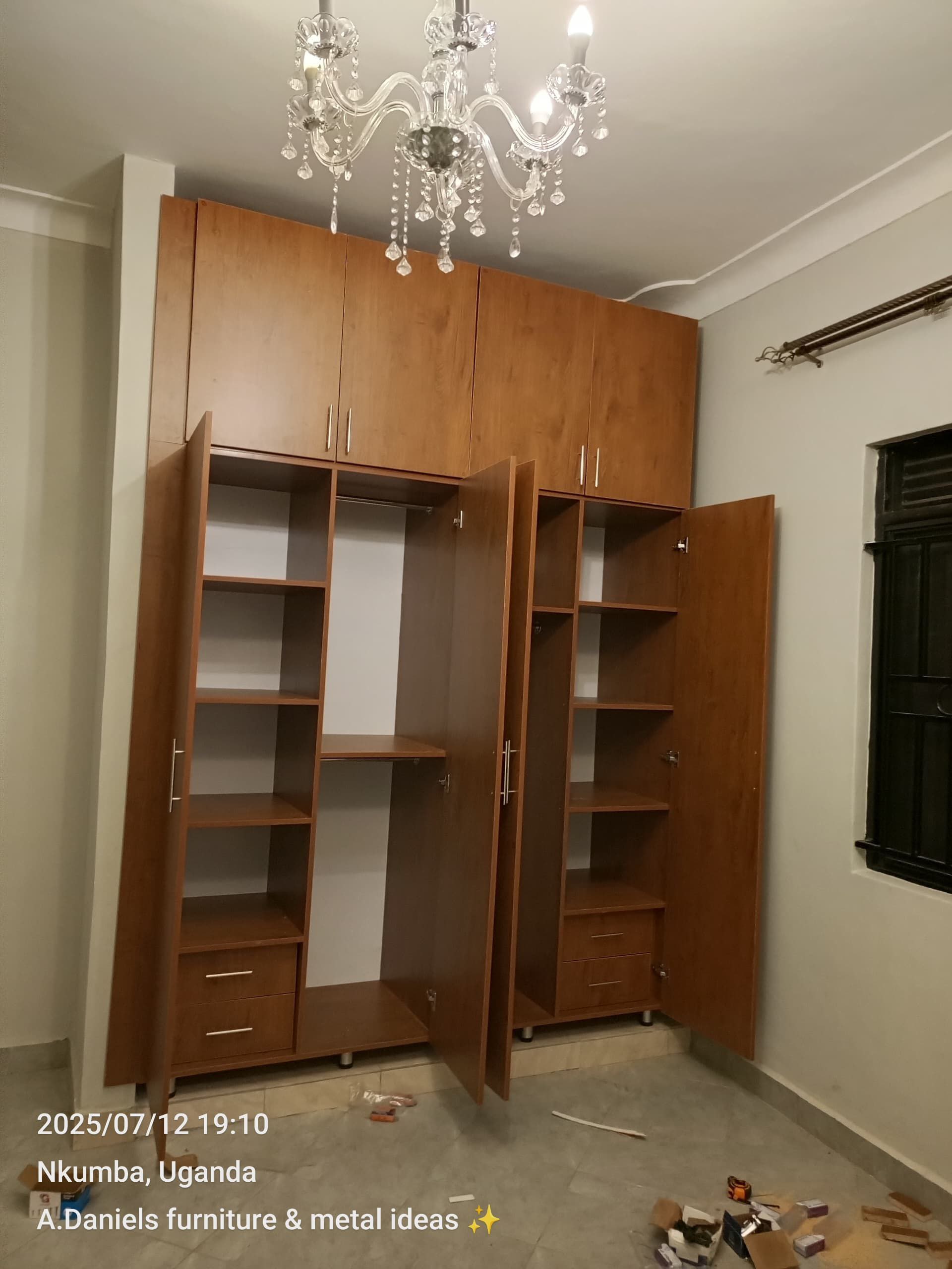 Custom Wardrobe - Built-in wardrobe design